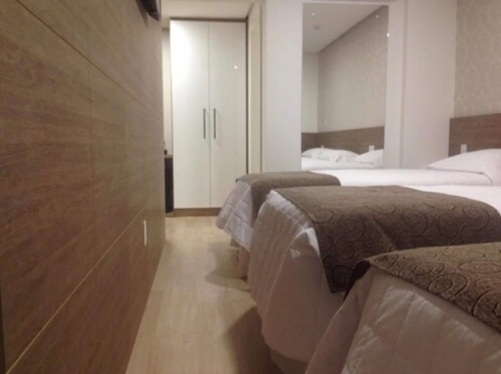 Holiday & Business Hotel - Em Frente Ao Centro De Eventos E Arena Conda Chapeco Exterior photo