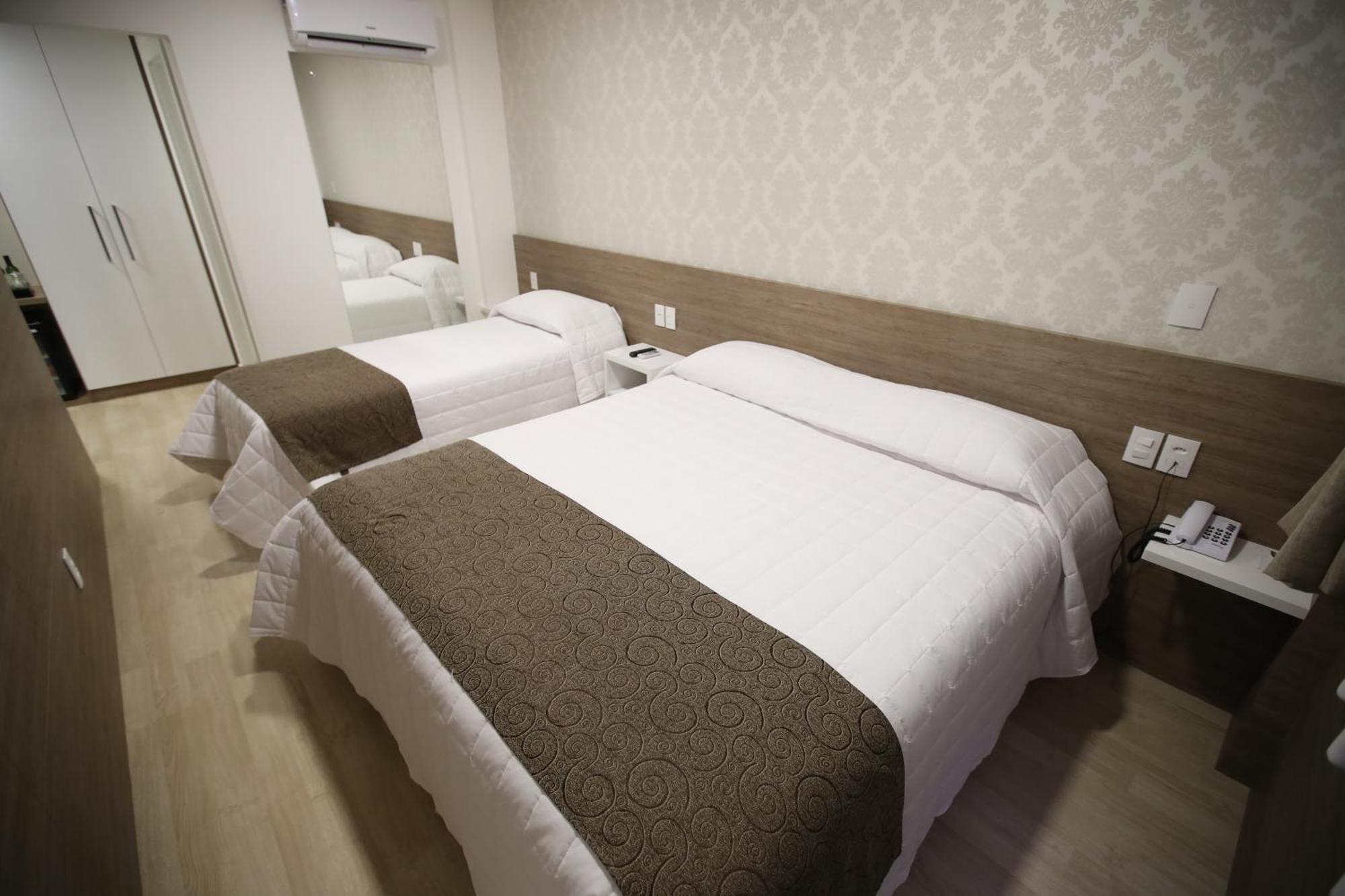 Holiday & Business Hotel - Em Frente Ao Centro De Eventos E Arena Conda Chapeco Room photo