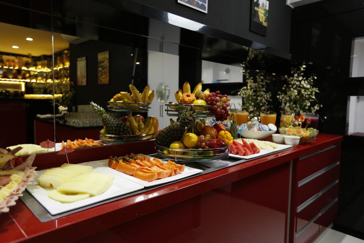 Holiday & Business Hotel - Em Frente Ao Centro De Eventos E Arena Conda Chapeco Exterior photo