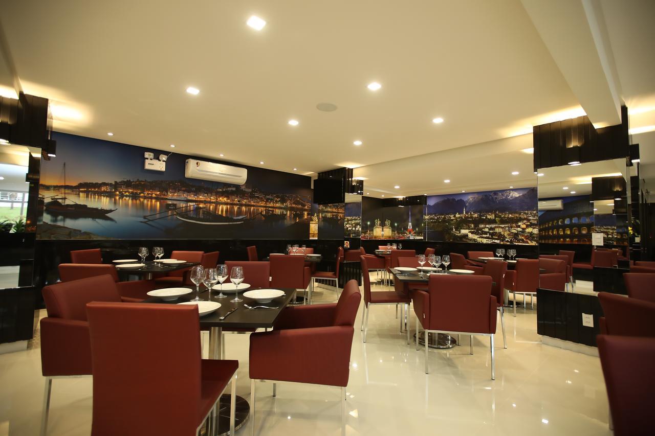 Holiday & Business Hotel - Em Frente Ao Centro De Eventos E Arena Conda Chapeco Exterior photo